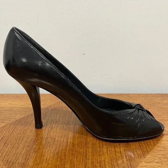 Stuart Weitzman Rita Pump 8M Black Leather High Heels Peep Toes Knot Shoes - Picture 9 of 14